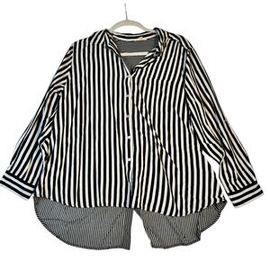 Lane and Delancey 1X Black and White Striped Rayon Hi-Lo Button‎ Down Shirt